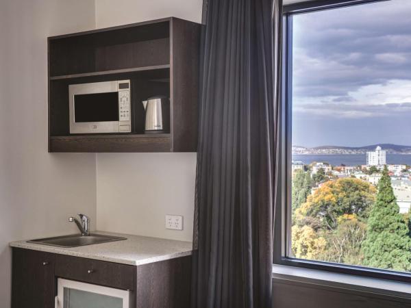 Travelodge Hotel Hobart : photo 3 de la chambre chambre exécutive lit queen-size