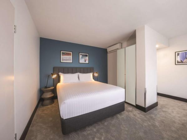 Travelodge Hotel Hobart : photo 4 de la chambre chambre exécutive lit queen-size