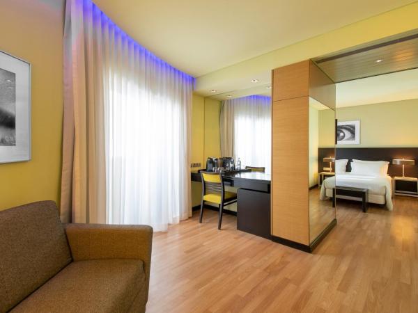 SANA Capitol Hotel : photo 5 de la chambre suite lit king-size