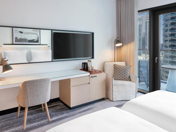 Vida Dubai Marina & Yacht Club : photo 3 de la chambre chambre lits jumeaux deluxe avec balcon privé - vue sur ville