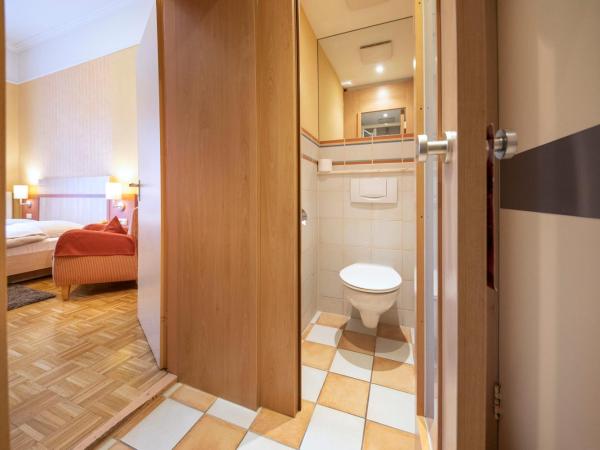 ACHAT Sternhotel Bonn : photo 2 de la chambre chambre double Économique