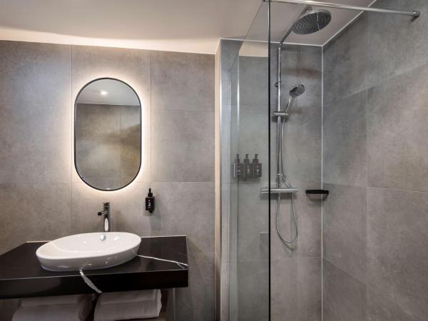 Radisson RED Hotel, Liverpool : photo 7 de la chambre chambre premium - vue st georges