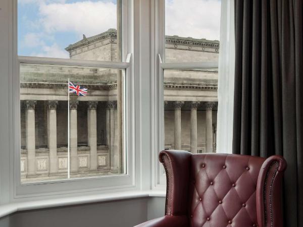 Radisson RED Hotel, Liverpool : photo 5 de la chambre chambre premium - vue st georges