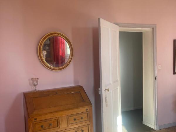 Suite le Quervalat dans magnifique bastide 18eme : photo 4 de la chambre chambre double