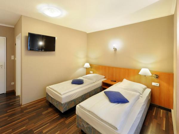 Fair Hotel Villa Diana : photo 4 de la chambre chambre lits jumeaux