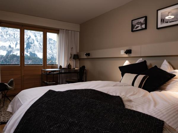 VILLA HUNDERT Boutique Mountainscape : photo 3 de la chambre chambre double avec balcon