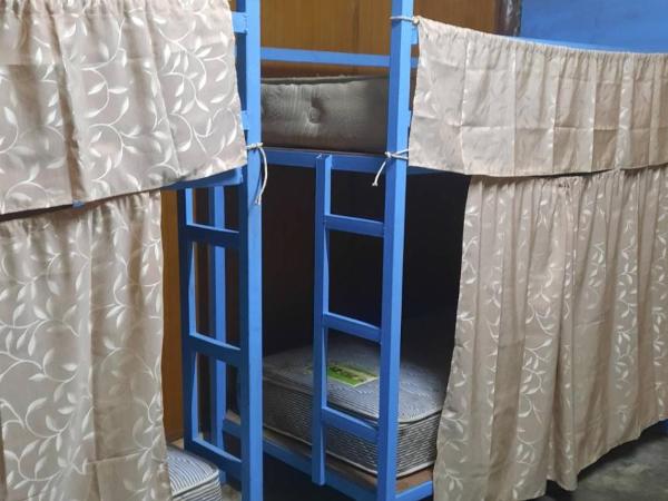 chill chill long beach hostel : photo 1 de la chambre lit simple dans dortoir mixte