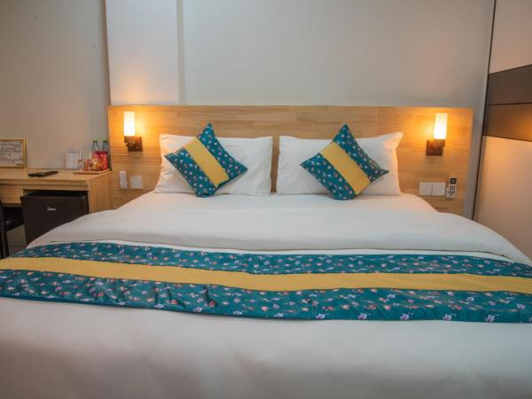 Tourist Inn Grand : photo 8 de la chambre chambre double supérieure