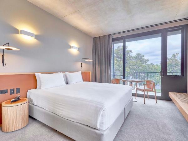 Wonil Hotel Perth - Handwritten Collection : photo 3 de la chambre chambre lit king-size avec balcon