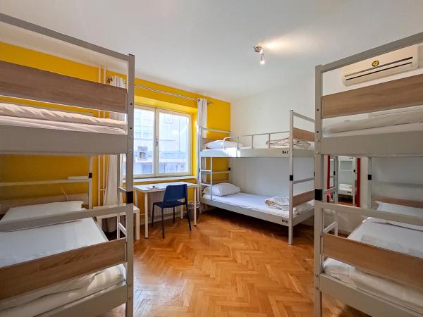 Whole Wide World Hostel : photo 4 de la chambre lit dans dortoir pour femmes de 6 lits