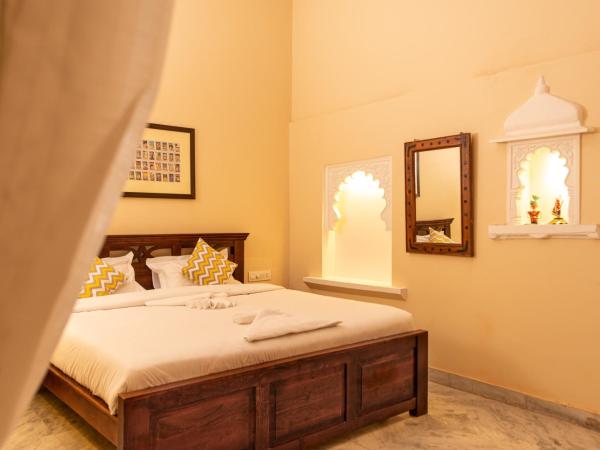 Hostel Mantra : photo 5 de la chambre lake view superior double bed private room ensuite