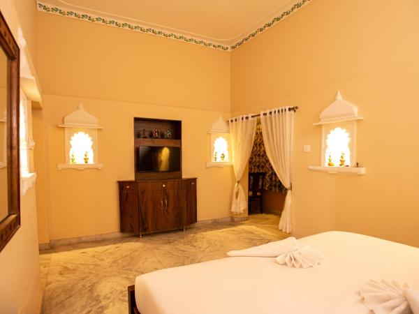 Hostel Mantra : photo 6 de la chambre lake view superior double bed private room ensuite