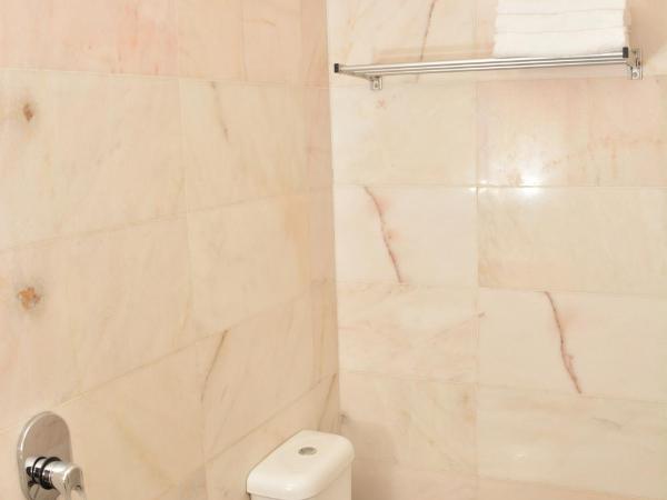 DUTA HOTEL : photo 6 de la chambre chambre triple