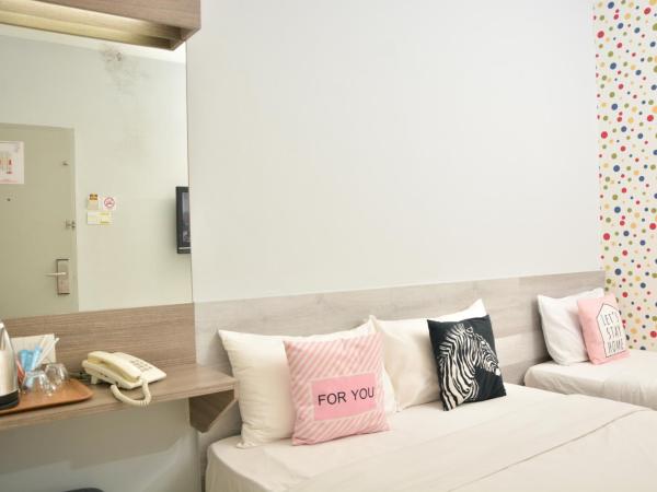 DUTA HOTEL : photo 1 de la chambre chambre triple