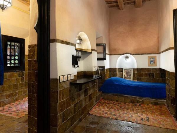 Hôtel Riad Dar Daïf : photo 10 de la chambre chambre quadruple - accessible aux personnes à mobilité réduite