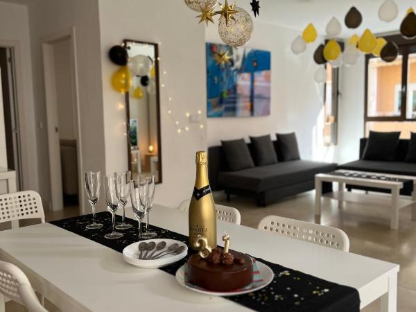 Soho Boho Apartments - with sunny rooftop terrace and fiber optic internet : photo 3 de la chambre appartement