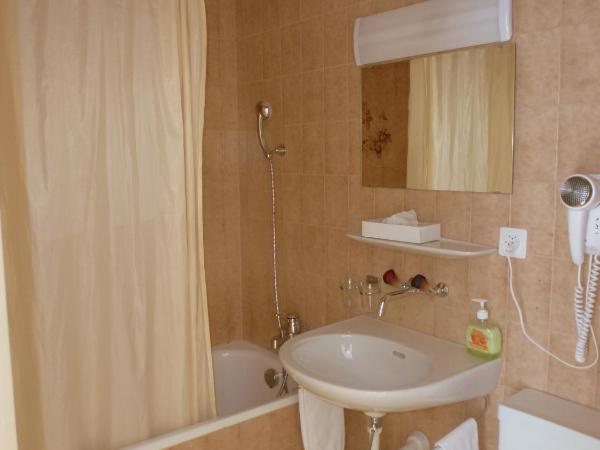 Hotel Central Continental : photo 6 de la chambre chambre simple