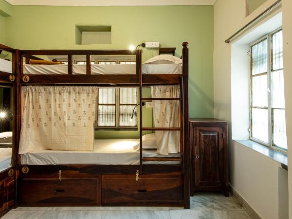 Hostel Mantra : photo 2 de la chambre deluxe 4 bed mixed dorm