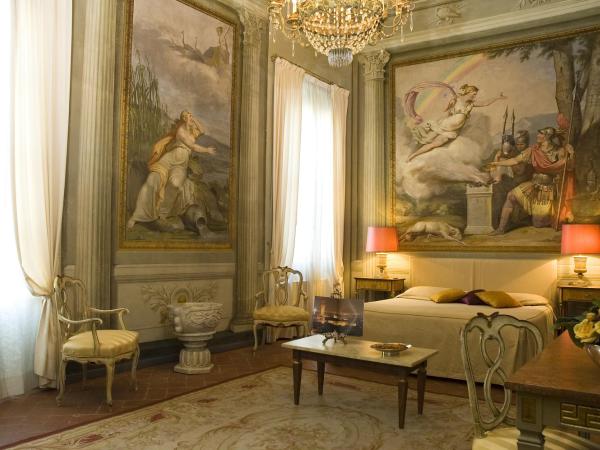 Residenza d'Epoca Palazzo Galletti : photo 2 de la chambre suite