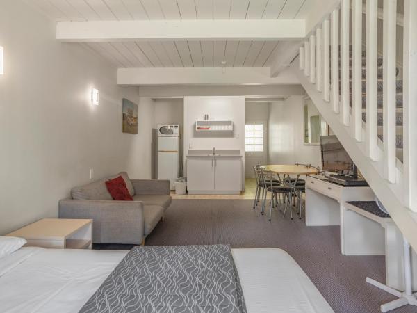 Capital Lodge Motor Inn : photo 4 de la chambre chambre familiale