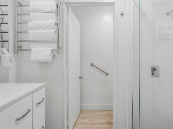 Capital Lodge Motor Inn : photo 5 de la chambre chambre familiale