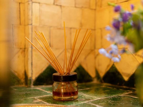 Hôtel Riad Dar Daïf : photo 2 de la chambre suite junior - vue sur jardin