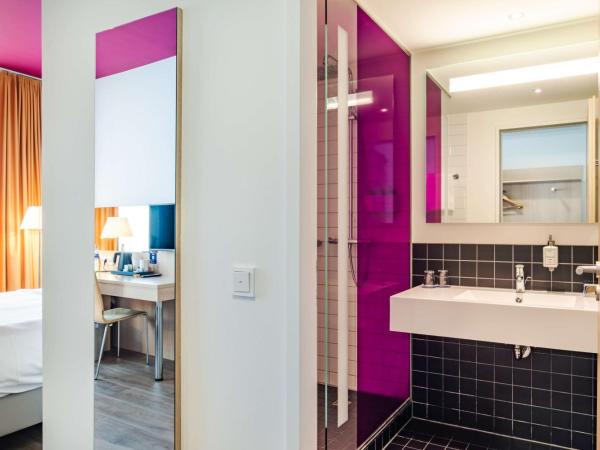 Park Inn by Radisson Stuttgart : photo 5 de la chambre chambre supérieure