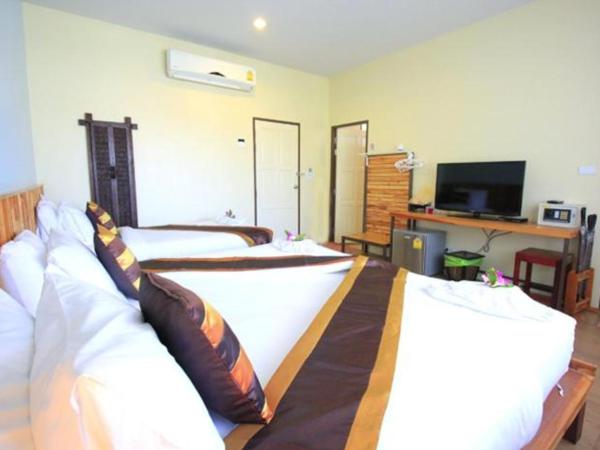 Good Times Resort Kanchanaburi : photo 4 de la chambre chambre triple standard