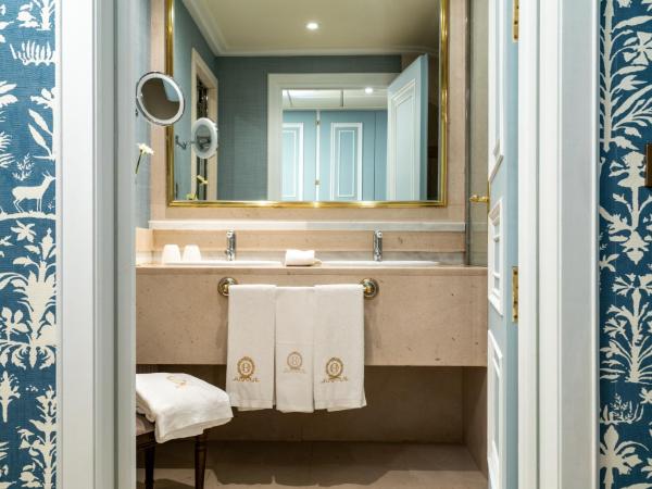 Relais & Châteaux Hotel Orfila : photo 6 de la chambre chambre double supérieure avec parking inclus