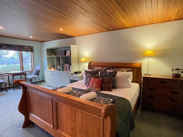 Pencarrow Boutique Lodge : photo 2 de la chambre suite avec vue sur lac