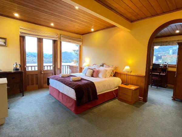 Pencarrow Boutique Lodge : photo 9 de la chambre suite avec vue sur lac