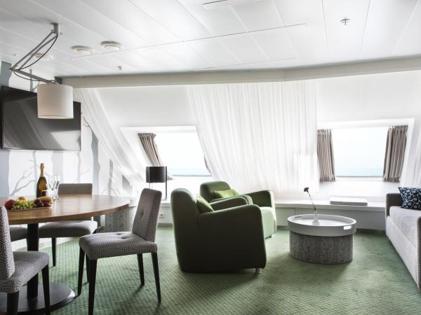 Silja Line ferry - Helsinki 2 nights return cruise to Stockholm : photo 4 de la chambre junior suite cabin