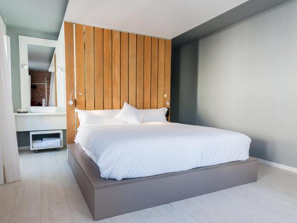 B&B HOTEL Madrid Centro Fuencarral 52 : photo 4 de la chambre chambre double supérieure