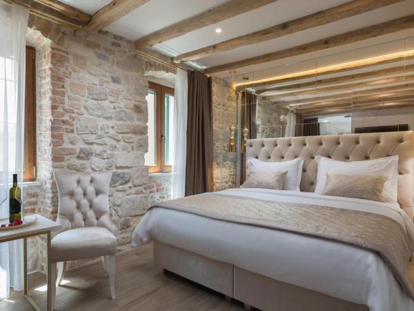 Le Premier Luxury Rooms : photo 1 de la chambre chambre double deluxe