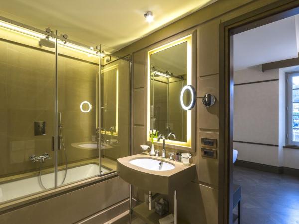 Hotel Balestri - WTB Hotels : photo 1 de la chambre chambre double ou lits jumeaux deluxe - vue sur rivière