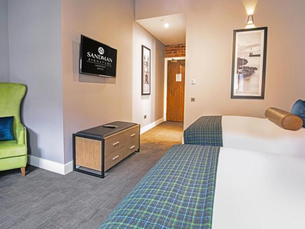 Sandman Signature Aberdeen Hotel & Spa : photo 3 de la chambre chambre standard avec 2 lits doubles