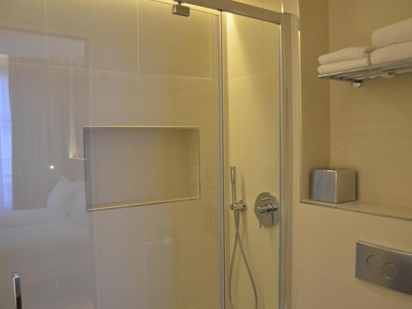 Cler Hotel : photo 5 de la chambre chambre triple