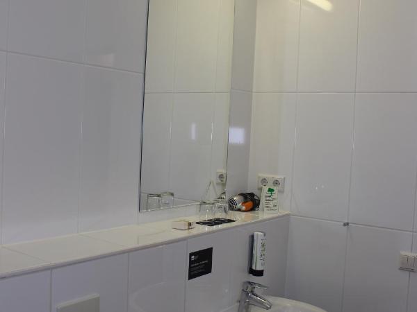 GLS Studio Hotel Berlin : photo 5 de la chambre studio double sous-sol