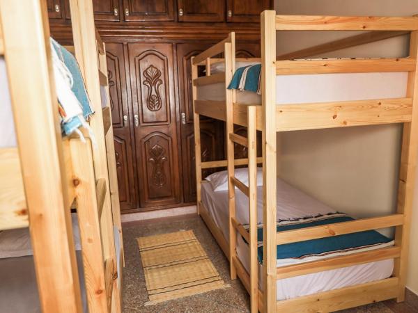 Surf Therapy Morocco : photo 9 de la chambre dortoir mixte de 4 lits