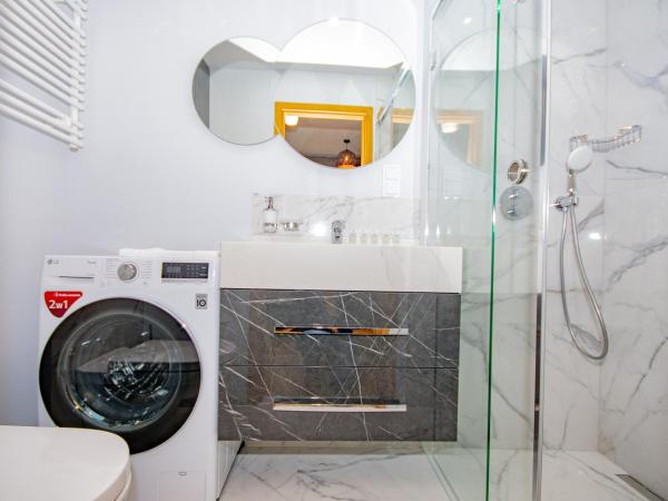 InPoint Apartments G15 near Old Town & Kazimierz : photo 5 de la chambre appartement avec balcon