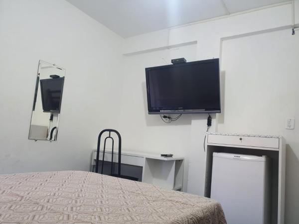 Hospedaria Dom Pedro - 500m do metrô : photo 7 de la chambre suite avec balcon