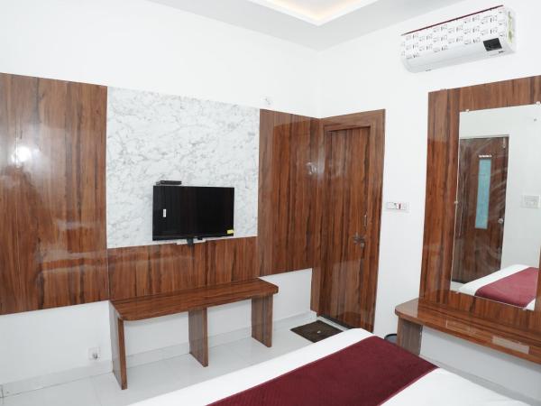 Shri Govindam Hotel : photo 3 de la chambre chambre double deluxe