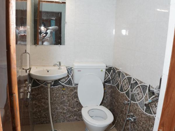 Shri Govindam Hotel : photo 5 de la chambre dortoir mixte de 8 lits