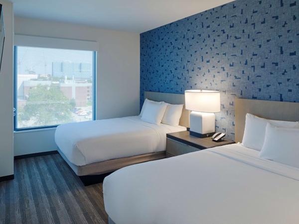 Hyatt House Columbus OSU Short North : photo 1 de la chambre suite 1 chambre avec 2 lits queen-size et canapé-lit