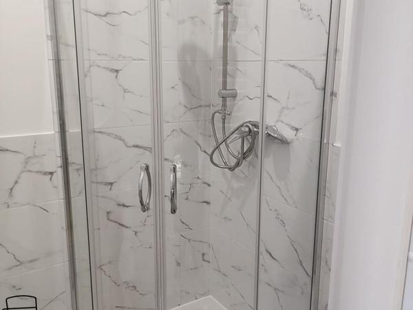 Hostel 36 : photo 4 de la chambre grande chambre lits jumeaux avec salle de bains