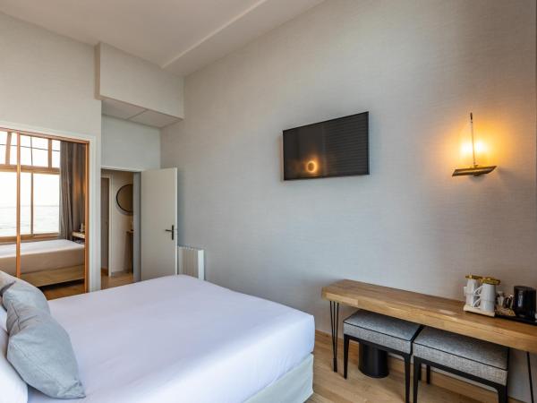Hotel Kyriad Saint Malo Centre Plage : photo 4 de la chambre appartement (6 adultes) - vue sur mer