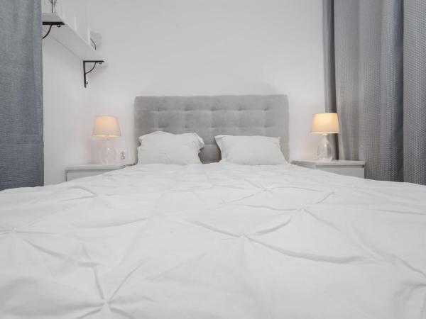 Black&White : photo 2 de la chambre appartement