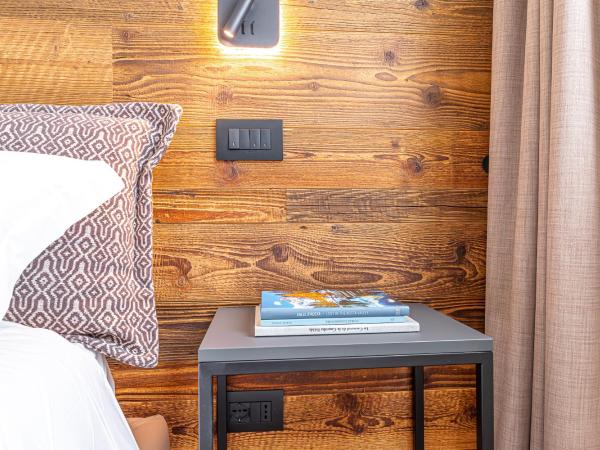 Hotel Mon Émile : photo 8 de la chambre chambre double - accessible aux personnes à mobilité réduite