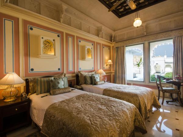 Taj Lake Palace Udaipur : photo 3 de la chambre chambre double de luxe - vue sur jardin