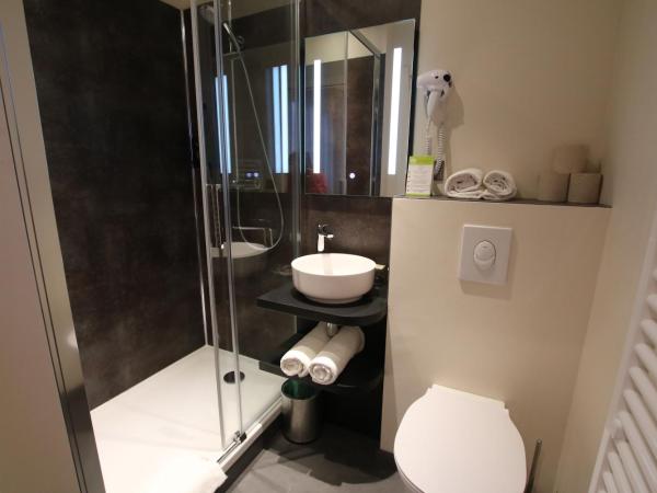 Les Loges Du Parc : photo 5 de la chambre chambre double ou lits jumeaux standard - annexe